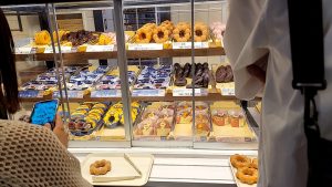 明日はミスド80個くらい買いますよ♪