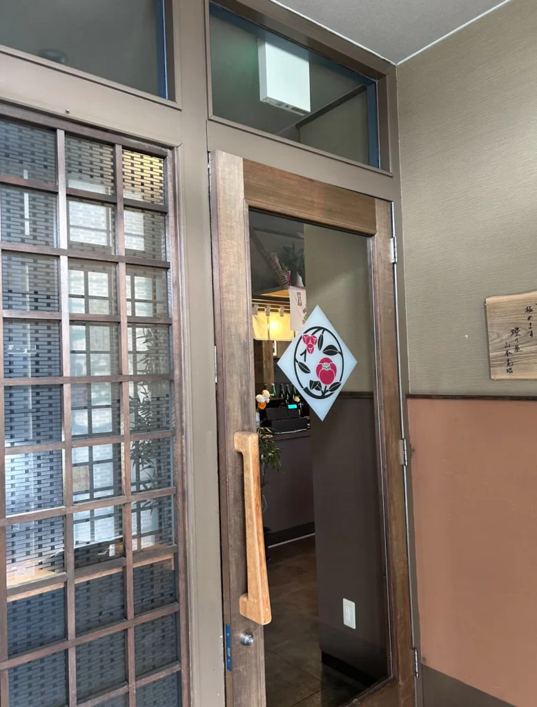 長野県のおすすめデートスポット、塩尻市のやまもとの店内画像