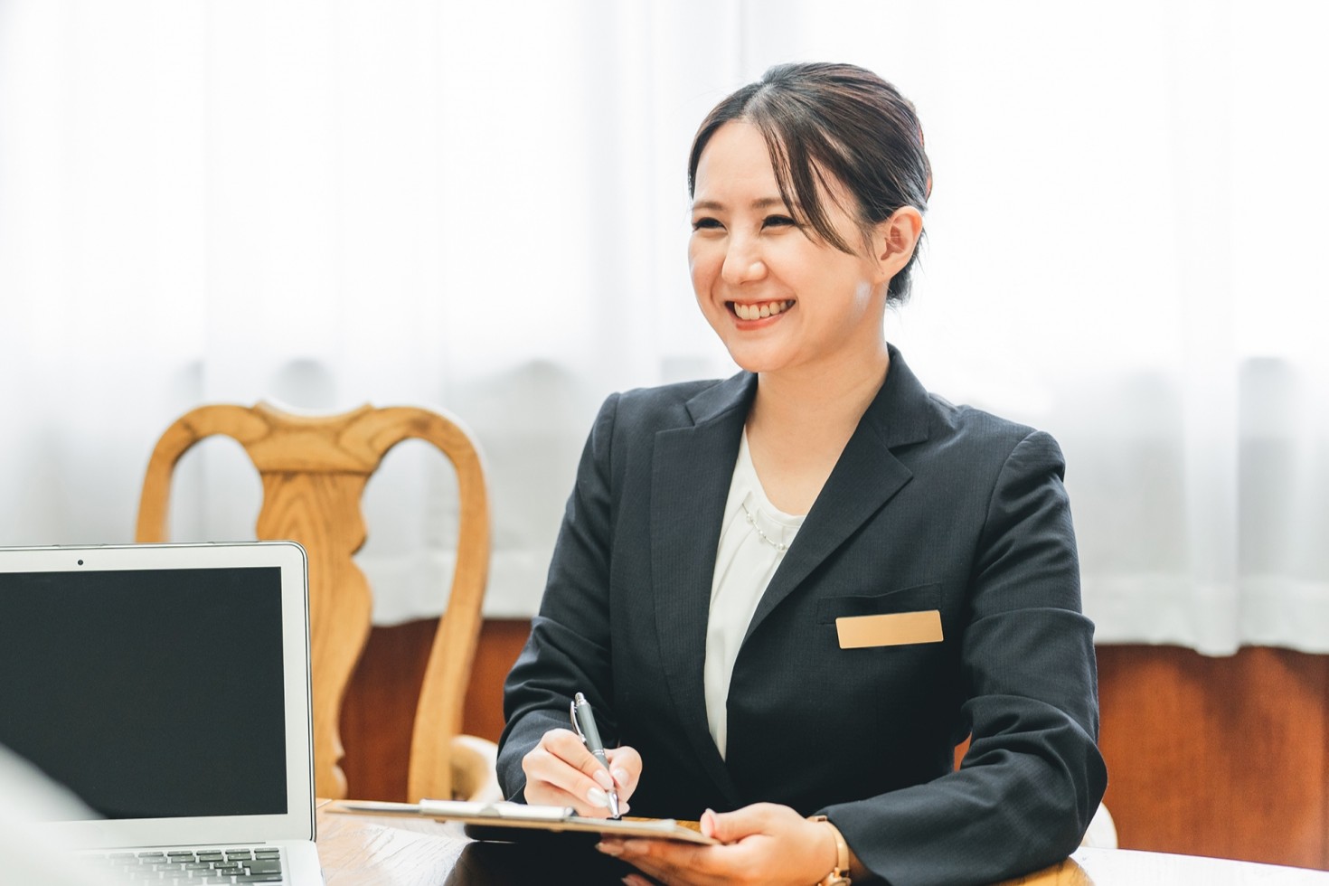 婚活サポートのオプションで面談をする様子